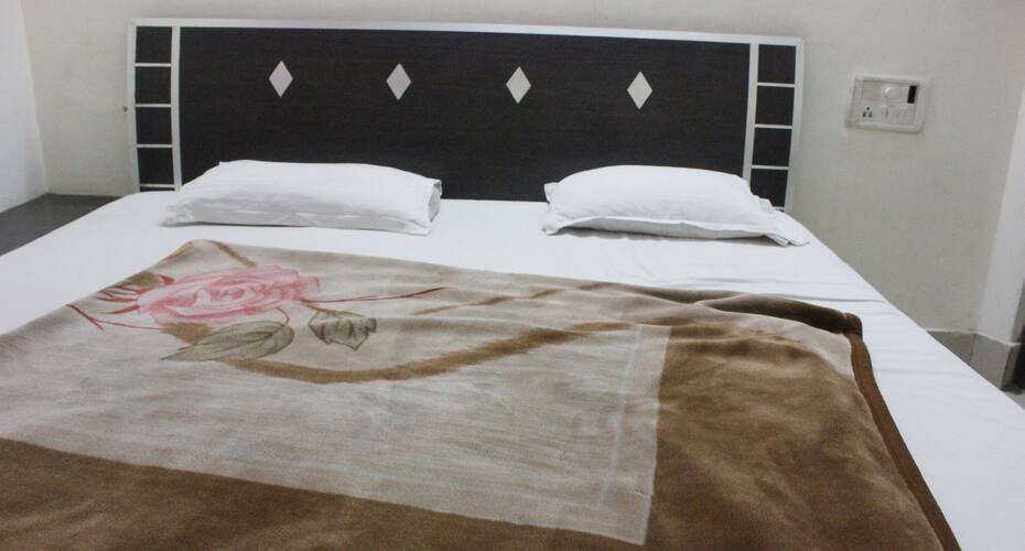 Hotel Novelty Inn, Amritsar 5